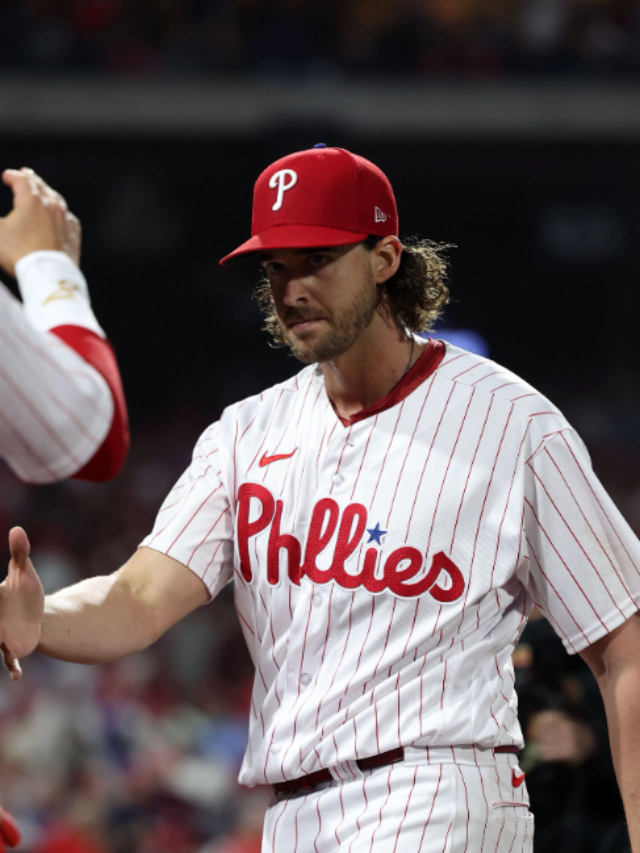 PHILLIES’ HOME MAGIC RUNS OUT AT END OF NLCS